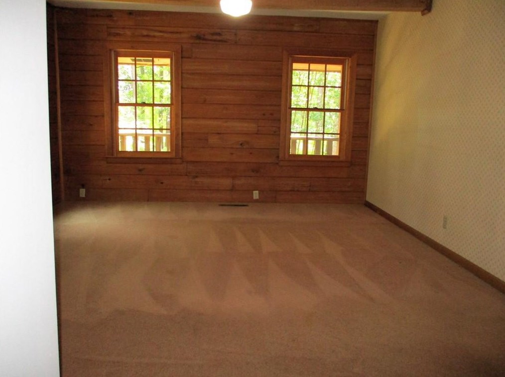 140 Sunrise Ter, Calhoun GA 30701-4638 exterior