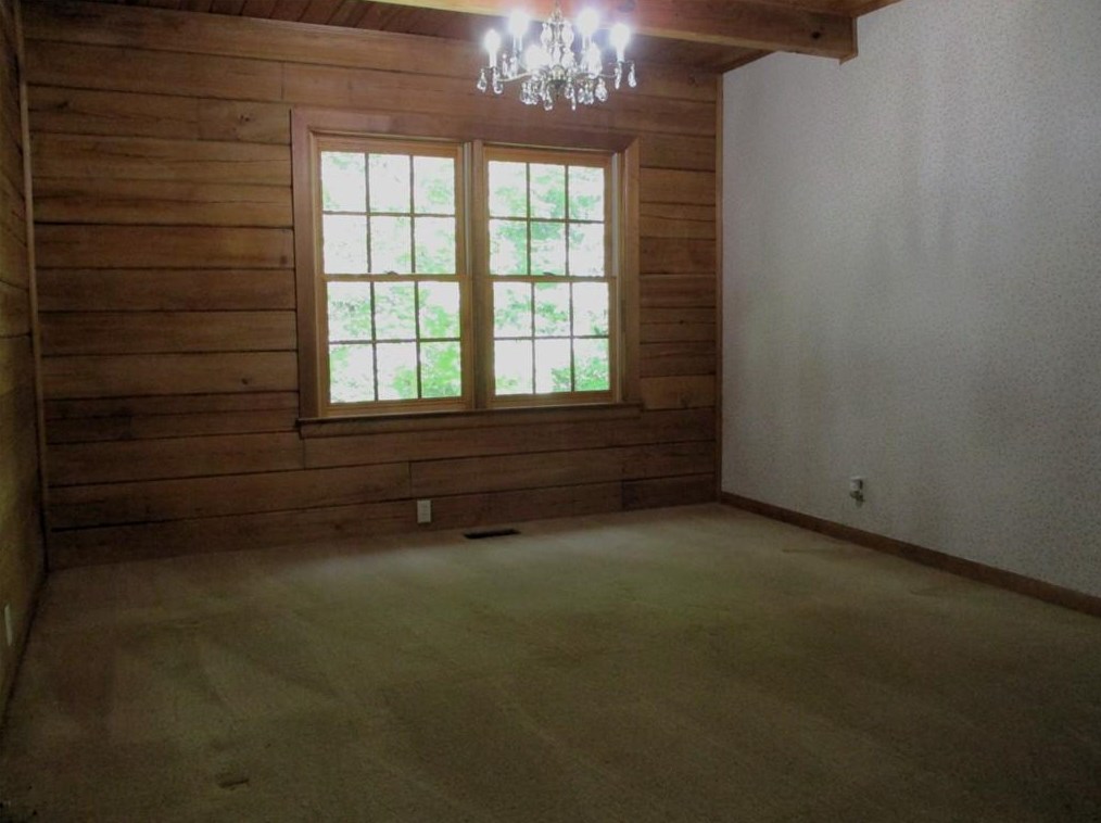 140 Sunrise Ter, Calhoun GA 30701-4638 exterior