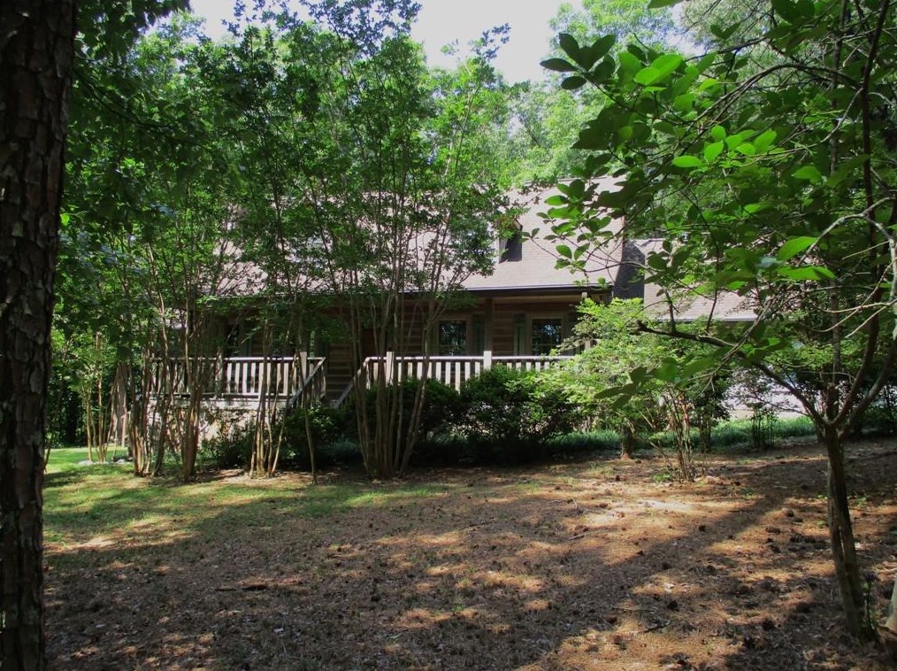 140 Sunrise Ter, Calhoun GA 30701-4638 exterior