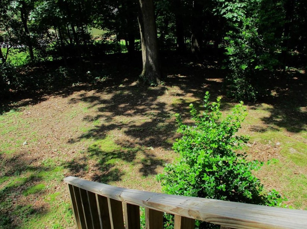 140 Sunrise Ter, Calhoun GA 30701-4638 exterior