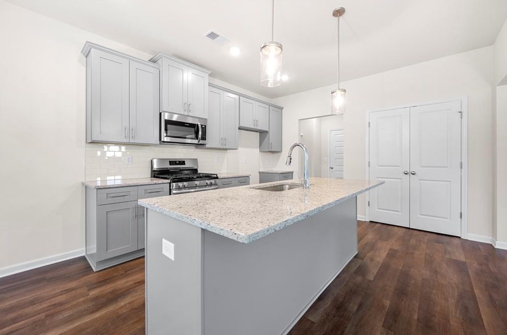 2950 Jefferson St, Austell GA 30106-3915 exterior