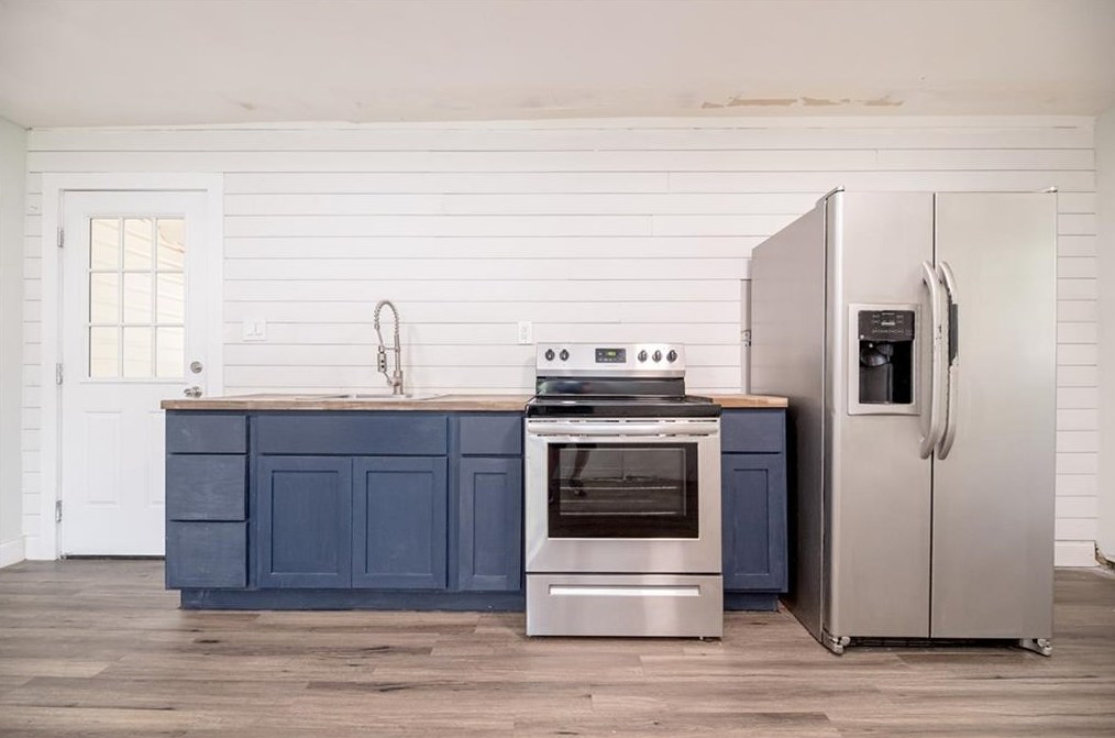 234 Memorial Dr, Dallas GA 30132-4322 exterior