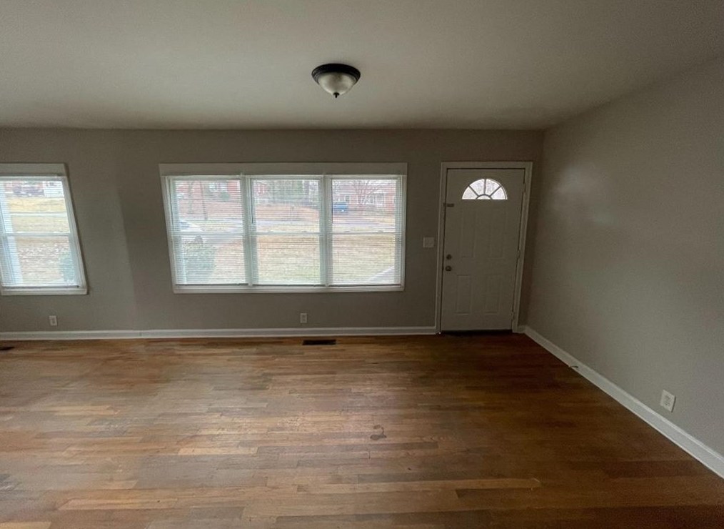 1931 Selwyn Dr, Decatur GA  30035-1959 exterior