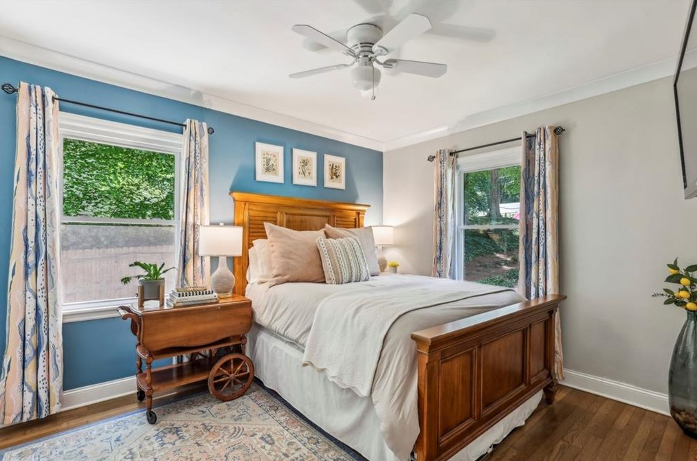 5545 Sherrell Dr, Atlanta GA 30342-1304 exterior