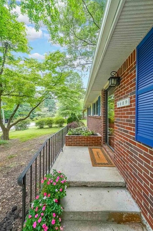 3029 Mount Olive Dr, Decatur GA  30033-3026 exterior