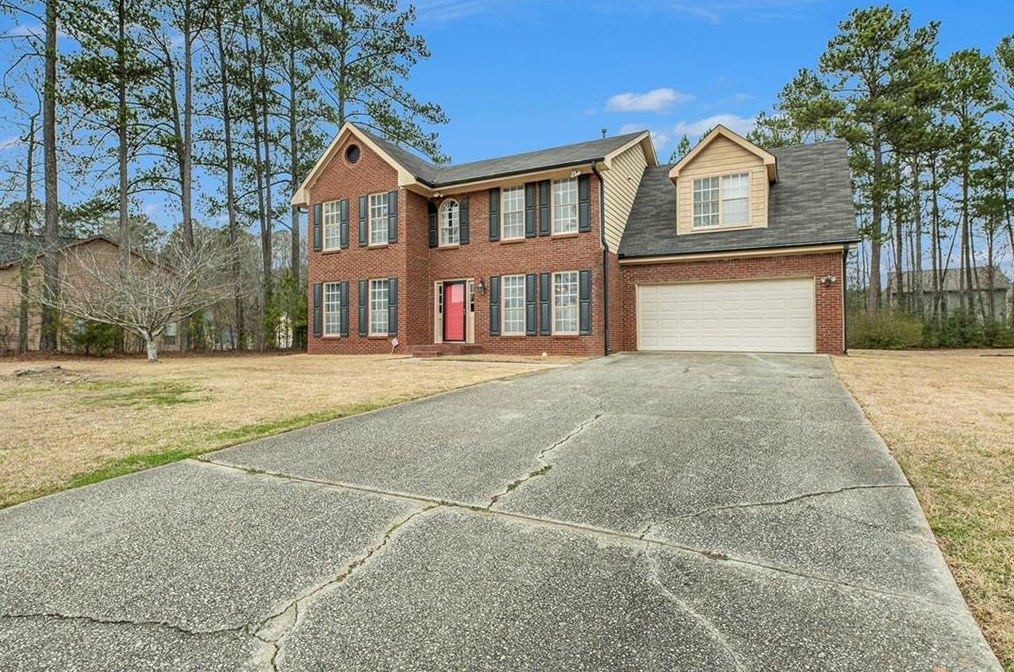 1825 Enon Pne Dr, Atlanta GA  30331-8441 exterior