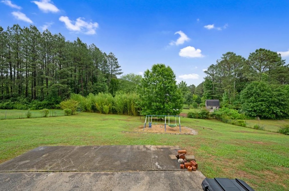 589 Hall Memorial Rd, Calhoun GA 30701-8312 exterior