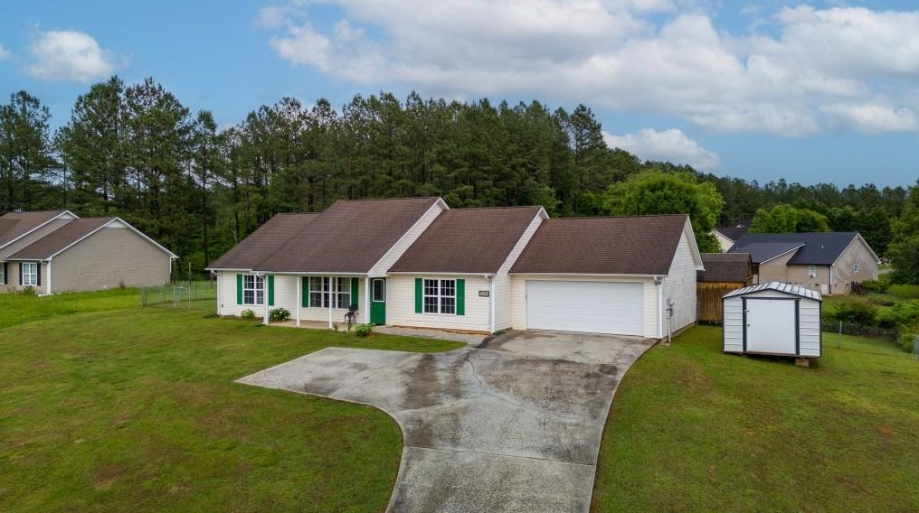 589 Hall Memorial Rd, Calhoun GA 30701-8312 exterior