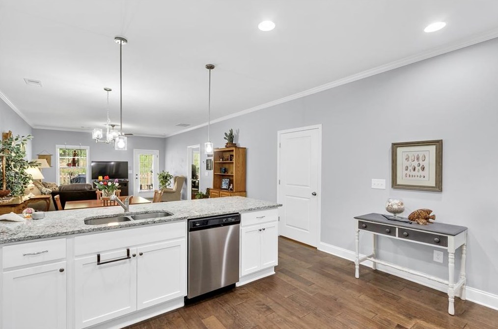 3738 Shades Vly Ln, Gainesville GA 30501 exterior