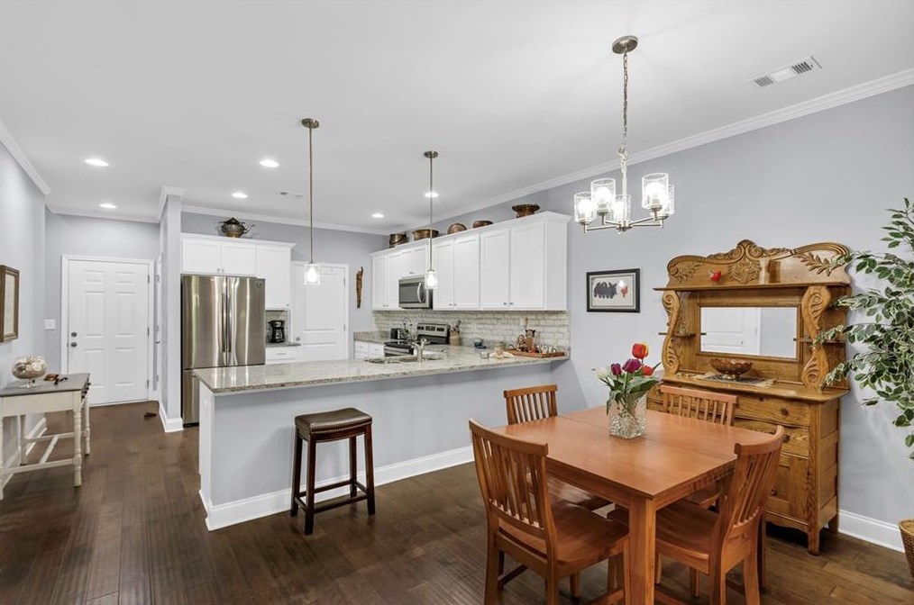 3738 Shades Vly Ln, Gainesville GA 30501 exterior