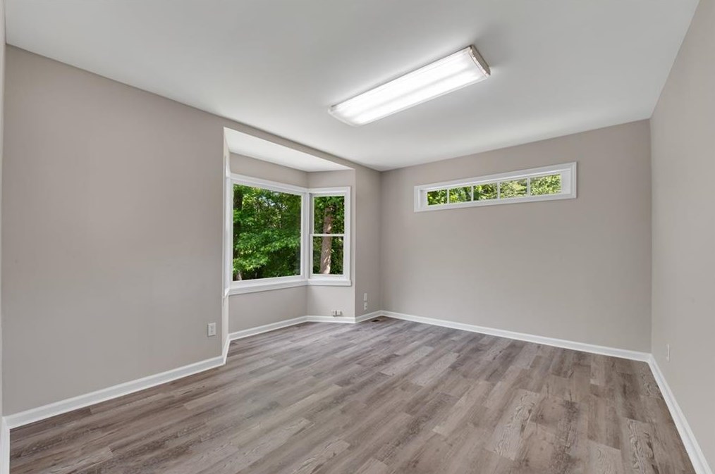 2450 Fontainebleau Dr, Atlanta GA  30360-1227 exterior