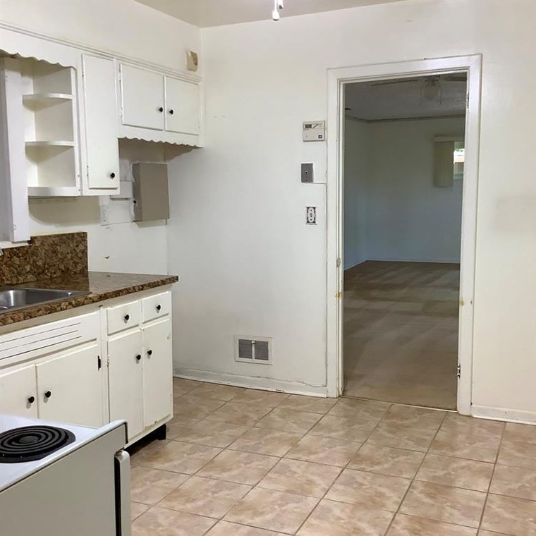 2907 Monterey Dr, Decatur GA  30032-3531 exterior