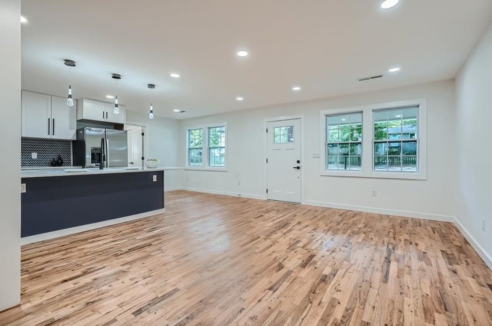 2748 Amelia Ave, Decatur GA 30032-4301 exterior