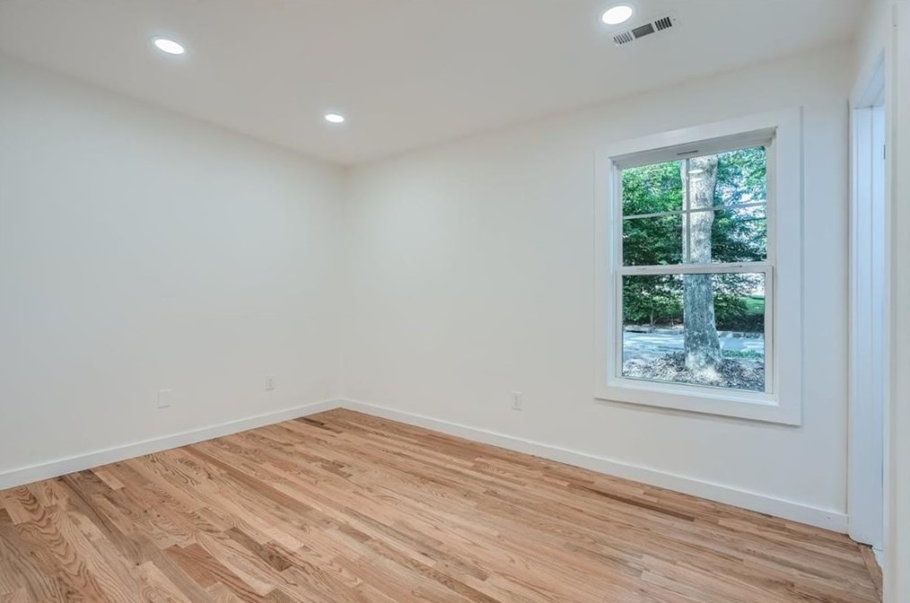 2748 Amelia Ave, Decatur GA 30032-4301 exterior