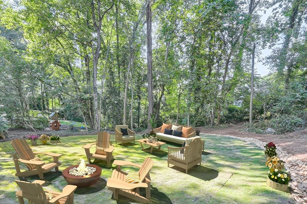 2748 Amelia Ave, Decatur GA 30032-4301 exterior