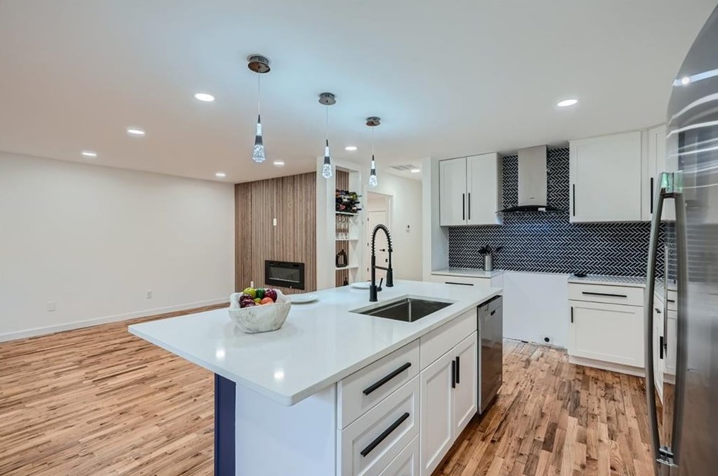 2748 Amelia Ave, Decatur GA 30032-4301 exterior