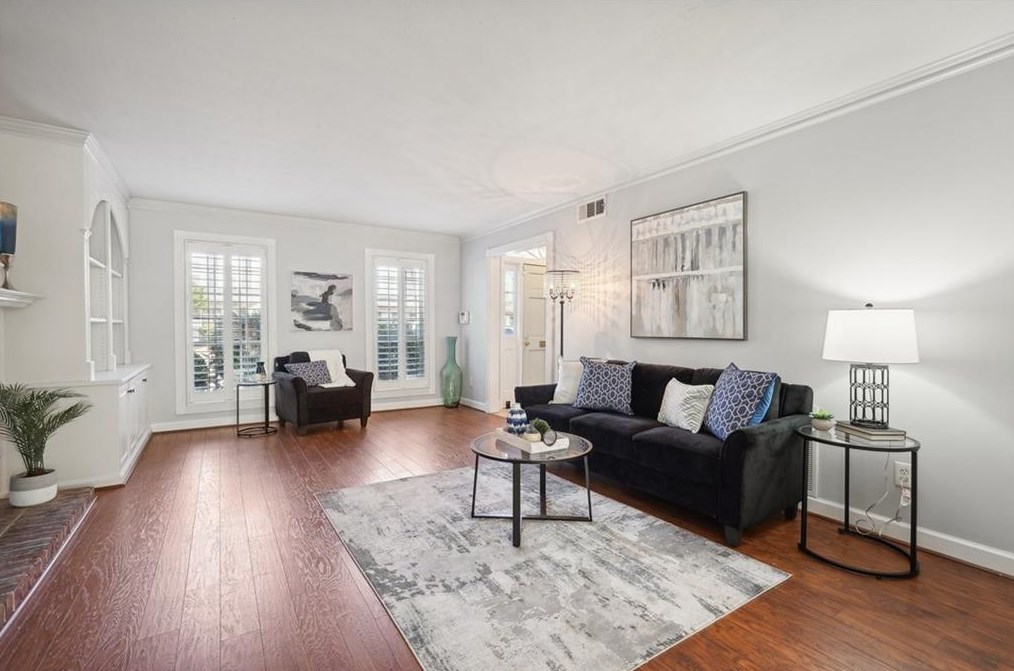 12 Market Sq Pl, Atlanta GA 30318-1428 exterior