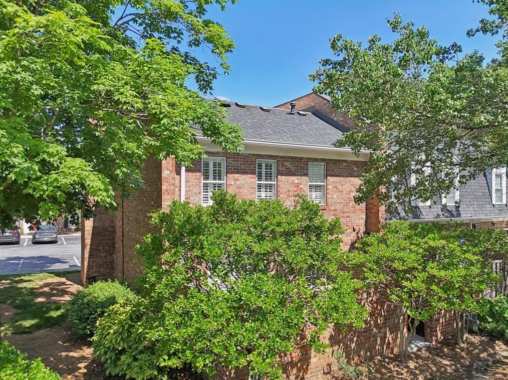 12 Market Sq Pl, Atlanta GA 30318-1428 exterior