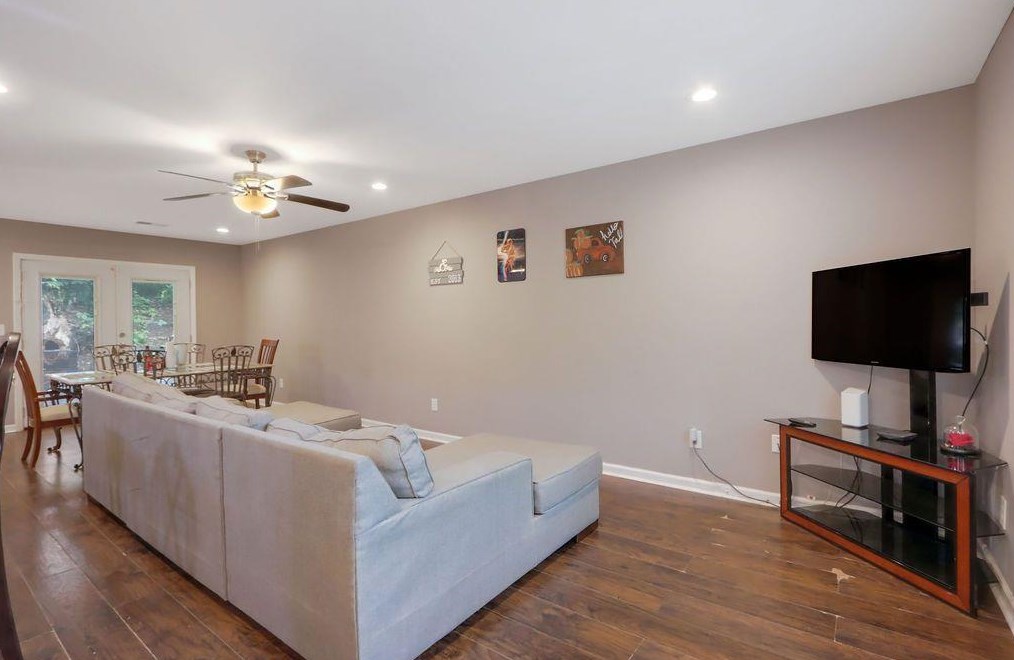 5121 Martins Crossing Rd, Stone Mountain GA  30088-2004 exterior