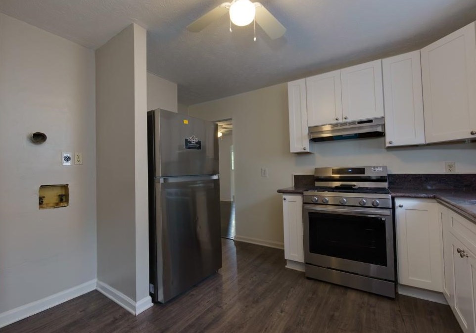461 Oak Dr, Atlanta GA  30354-1228 exterior