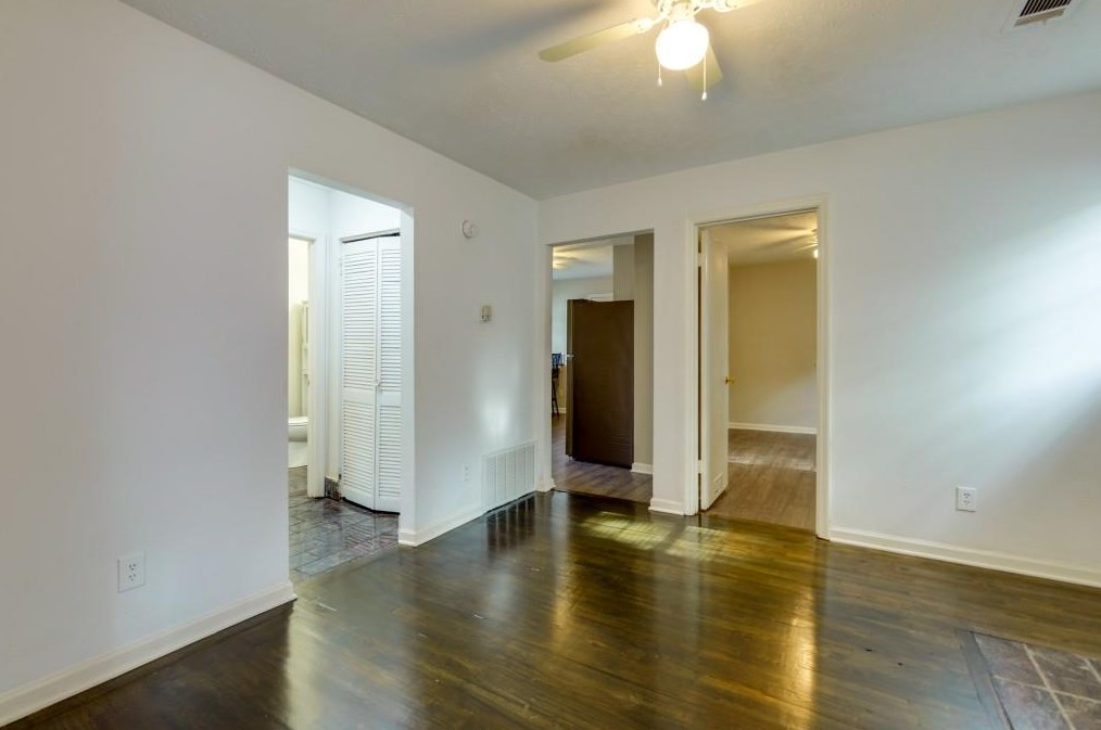 461 Oak Dr, Atlanta GA  30354-1228 exterior