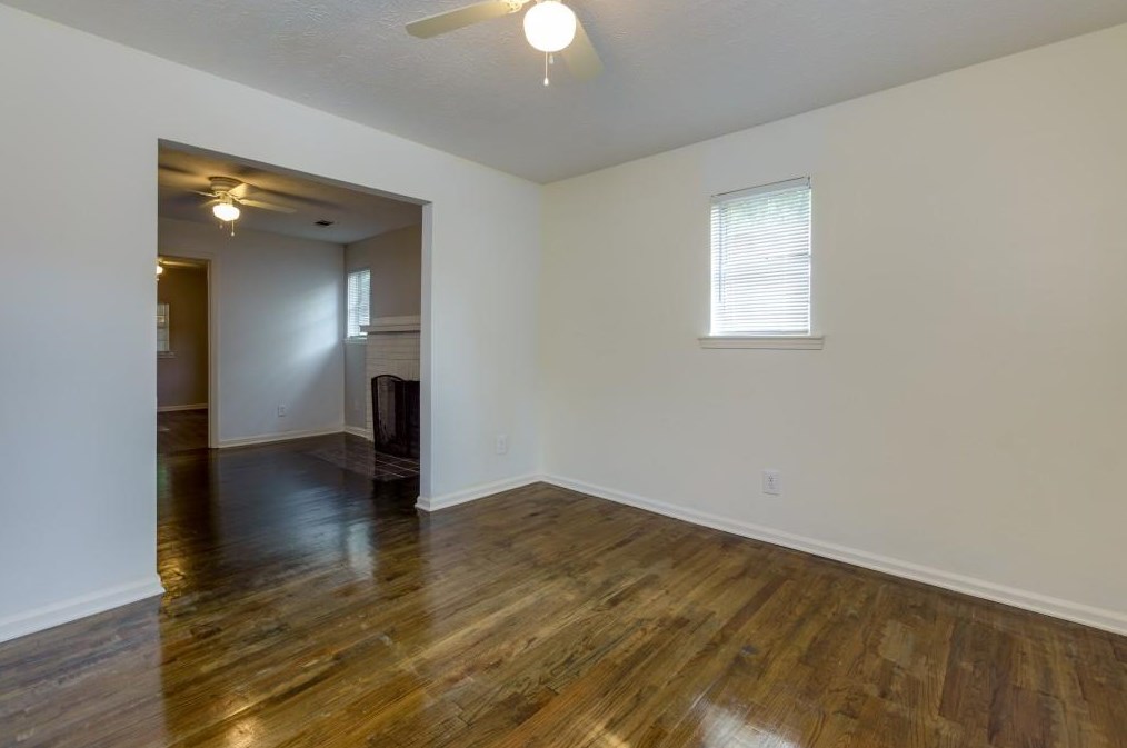 461 Oak Dr, Atlanta GA  30354-1228 exterior