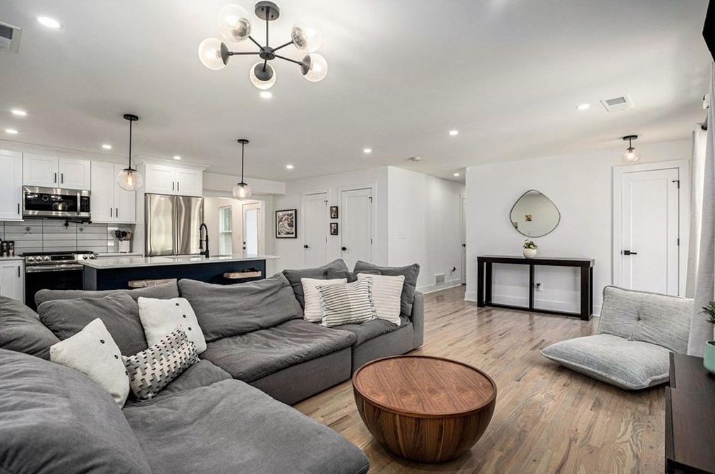 1448 Meadowlark Dr, Decatur GA 30032-3029 exterior