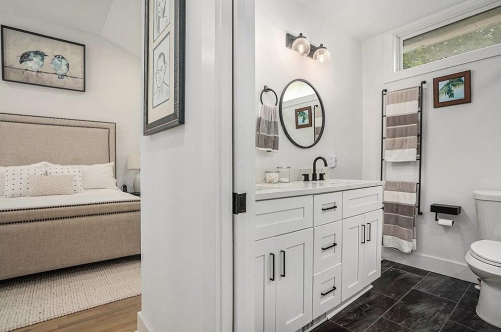 1448 Meadowlark Dr, Decatur GA 30032-3029 exterior