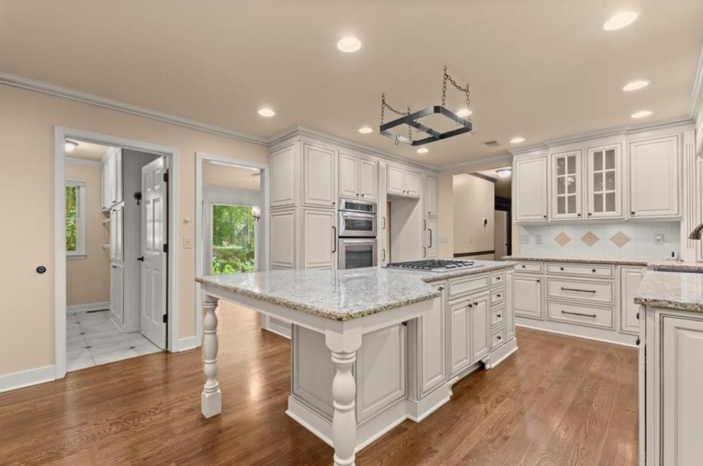 12020 Hickory Trce, Alpharetta GA 30004-6335 exterior