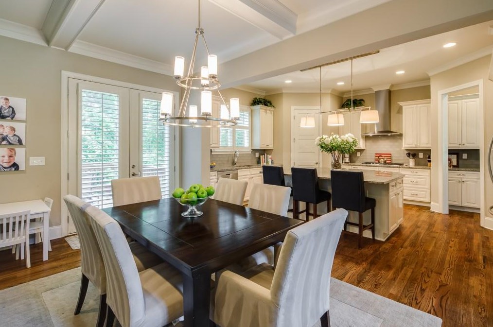 2505 Wawona Dr, Atlanta GA  30319-3715 exterior