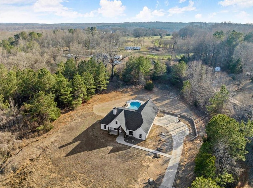 5304 Apple Vly Rd, Jefferson GA  exterior