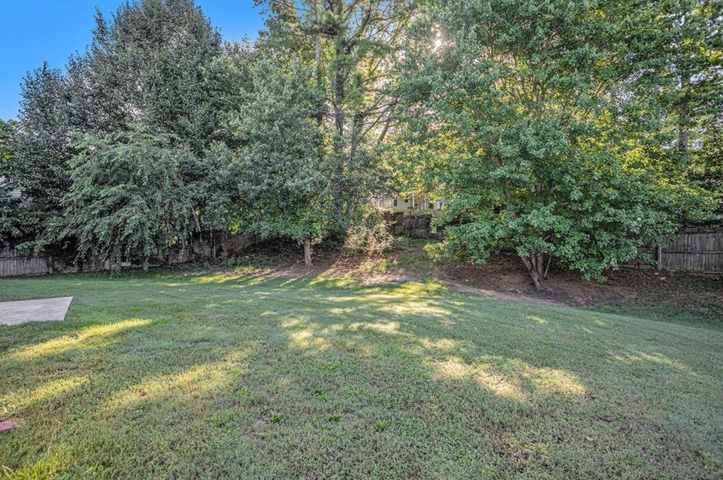 137 Willow Spg Ln, Stockbridge GA 30281-6228 exterior