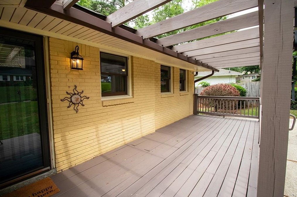 1617 Linda Dr, Decatur GA  30032-3511 exterior