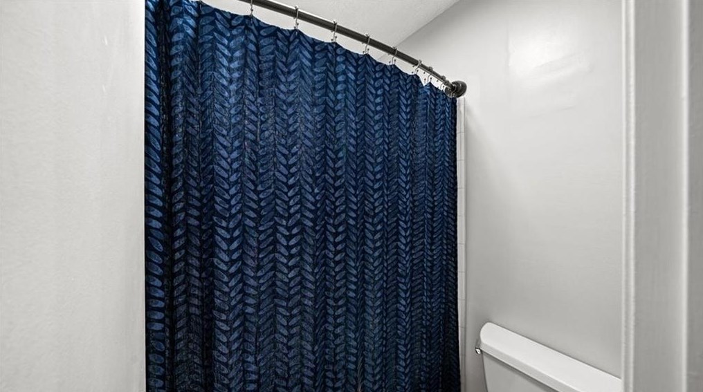 309 Dunbar Dr, Atlanta GA 30338-6558 exterior