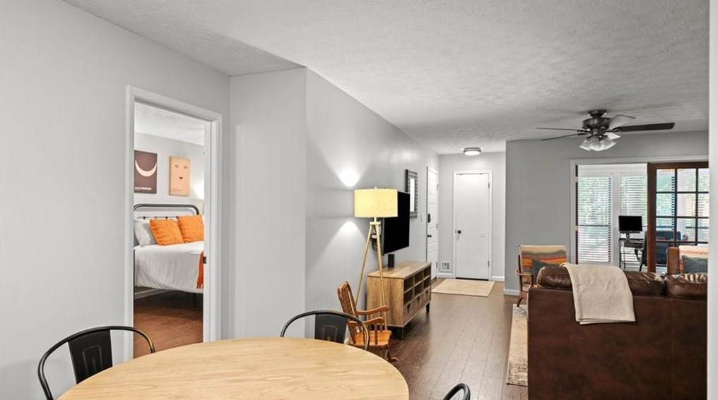 309 Dunbar Dr, Atlanta GA 30338-6558 exterior