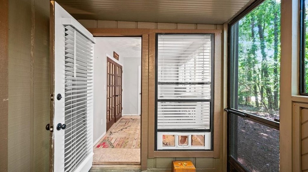 309 Dunbar Dr, Atlanta GA 30338-6558 exterior