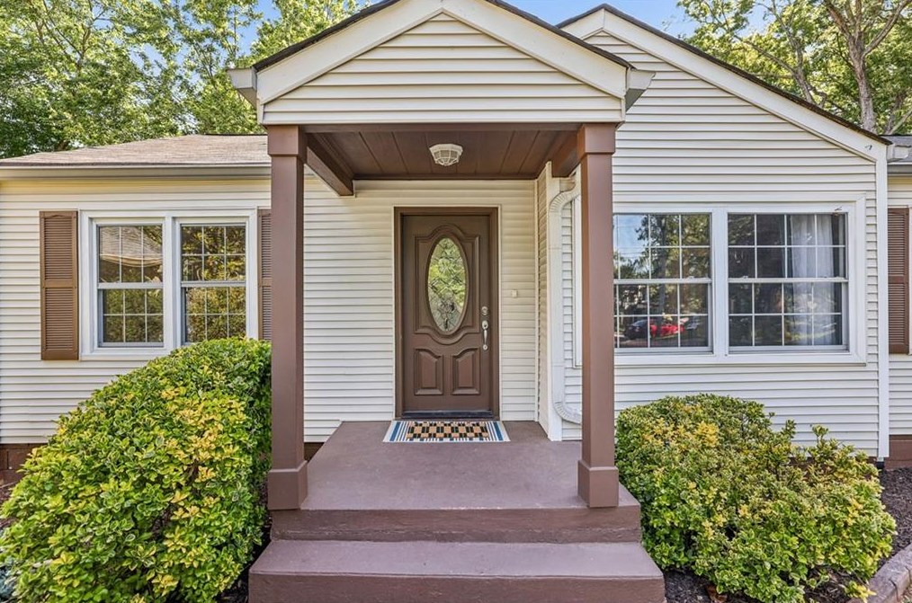 1139 Vis Trl, Atlanta GA 30324-4528 exterior