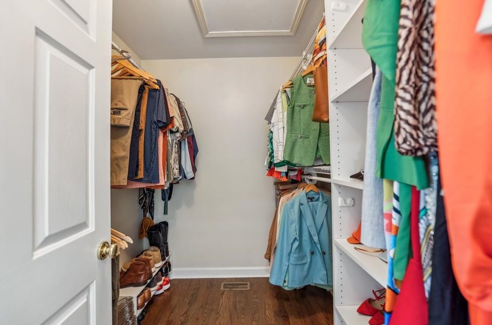 1139 Vis Trl, Atlanta GA 30324-4528 exterior