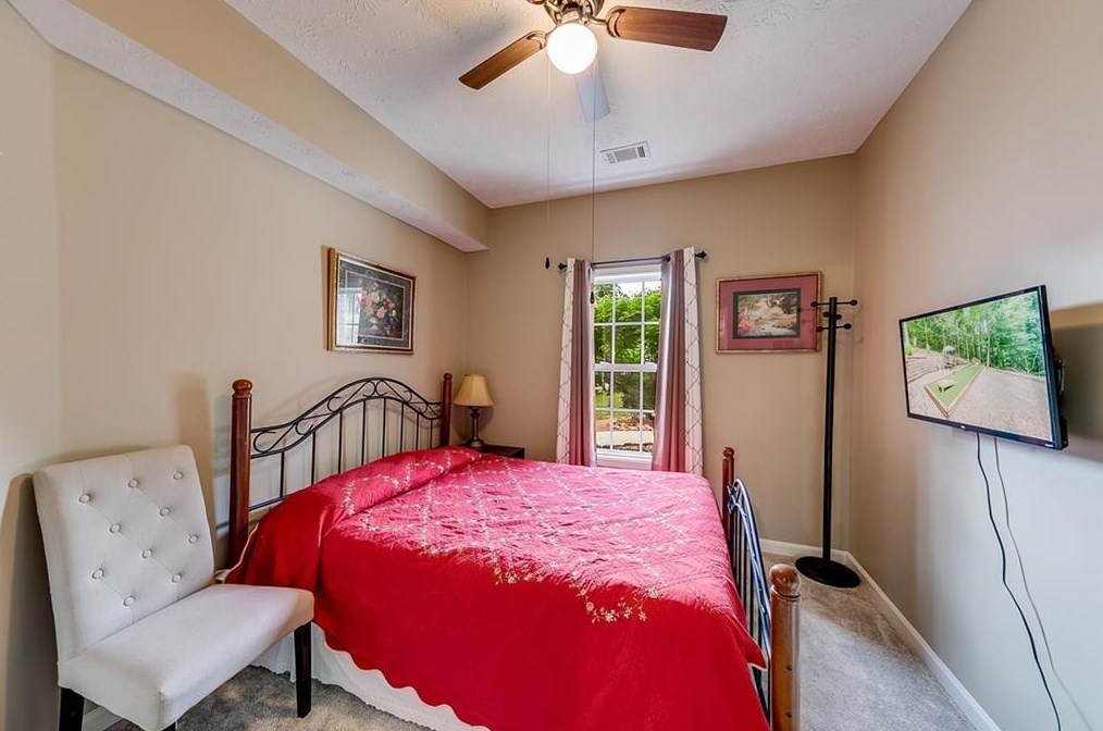 2917 Lk Holw Rd, Gainesville GA exterior