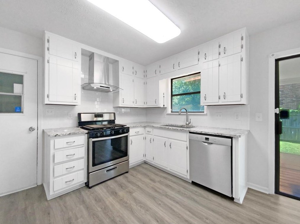 6139 Katherine Rd, Rex GA 30273-1119 exterior