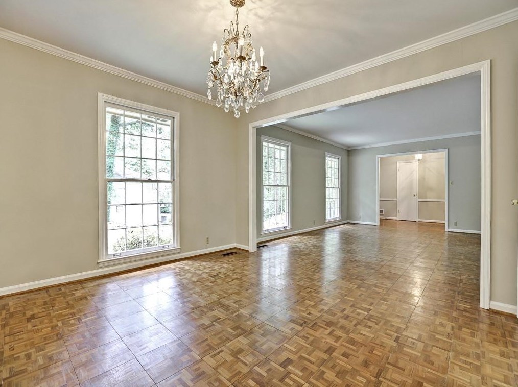 2740 Ridge Valley Rd, Atlanta GA  30327-1826 exterior