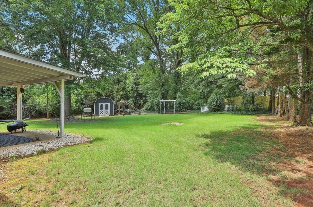 3654 Charlotte Dr, Rex GA 30273-1215 exterior