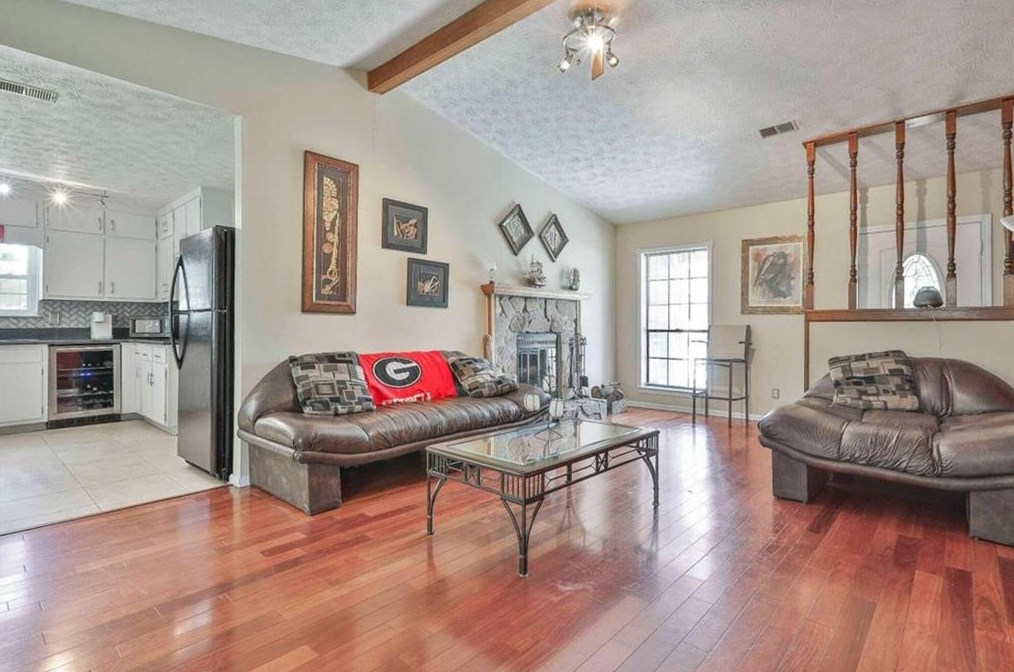 3654 Charlotte Dr, Rex GA 30273-1215 exterior