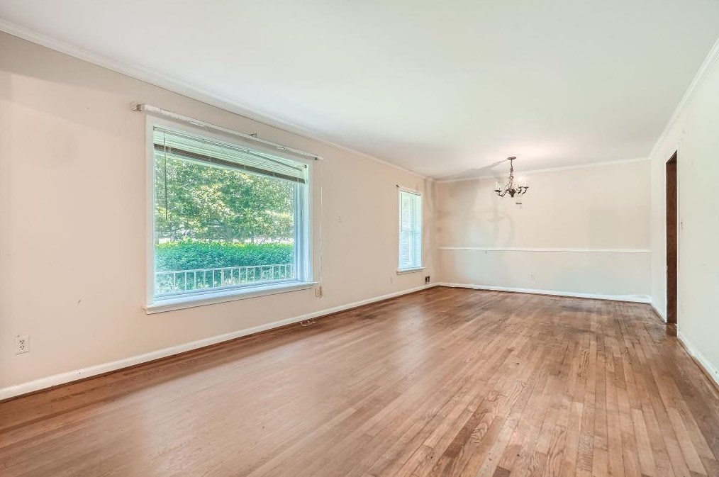 3808 King Henry Rd, Atlanta GA 30331-4922 exterior