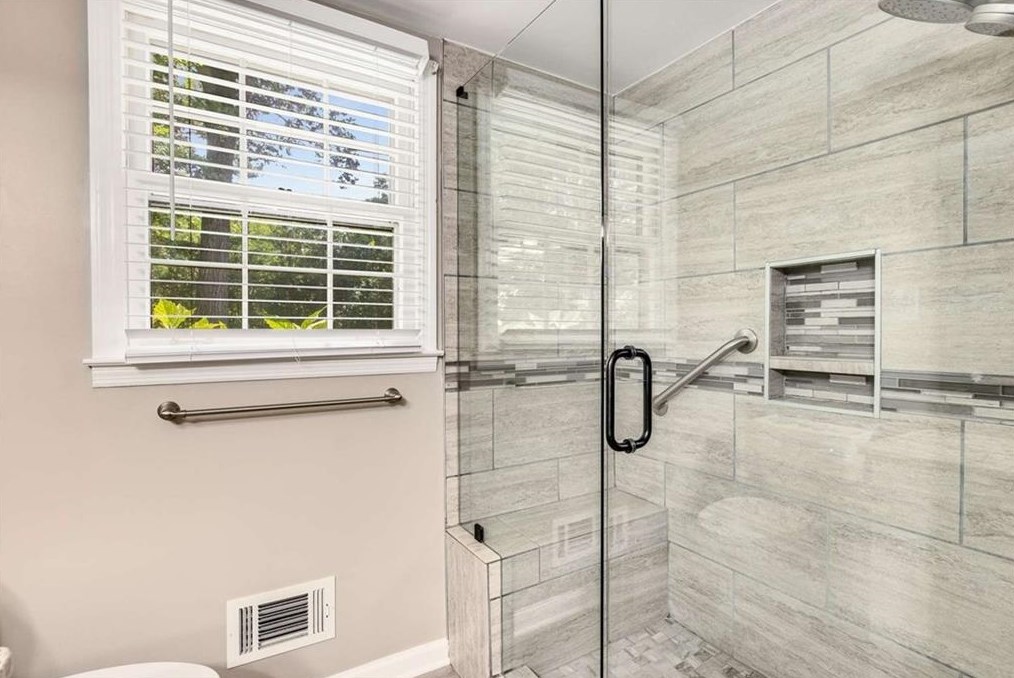 4252 Waterloo Cir, Tucker GA 30084 exterior