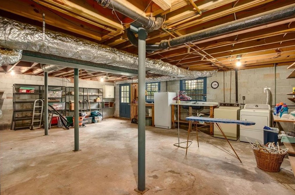 4252 Waterloo Cir, Tucker GA 30084 exterior