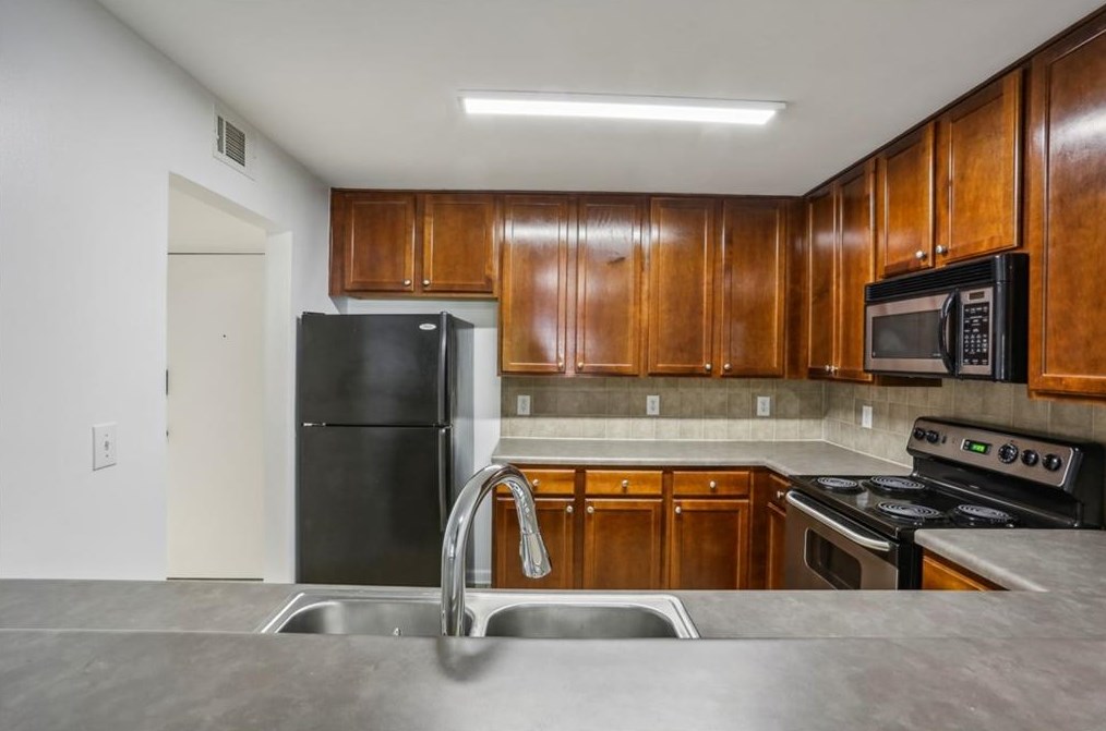 3650 Ashford Dunwoody Rd, Atlanta GA  30319-2020 exterior