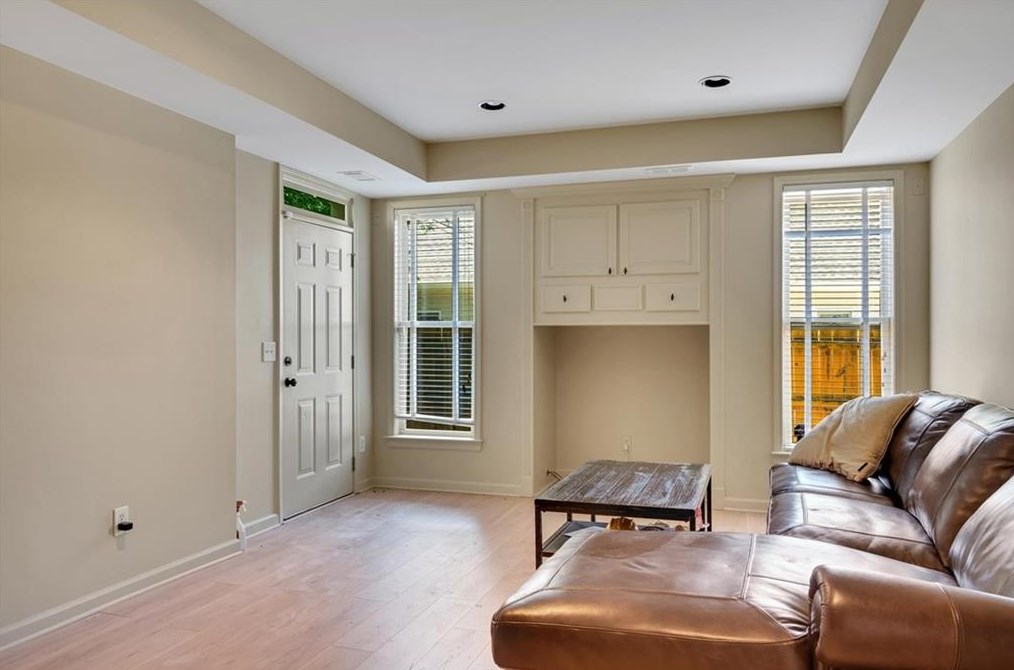 5105 Jonquilla Dr, Alpharetta GA 30004-5323 exterior