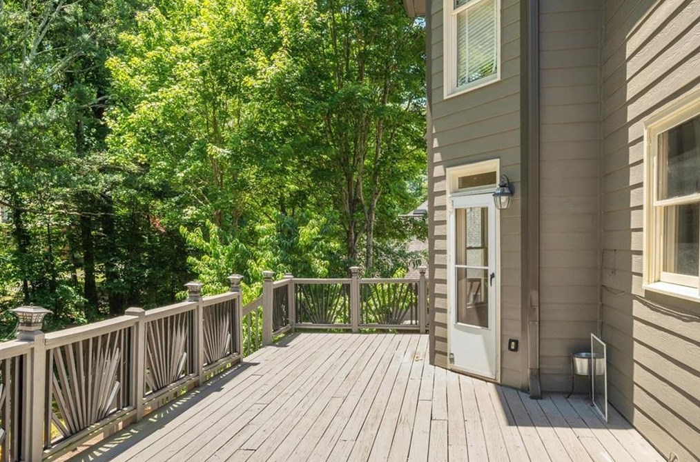 5105 Jonquilla Dr, Alpharetta GA 30004-5323 exterior