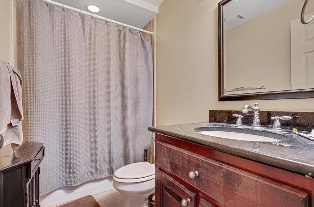 5105 Jonquilla Dr, Alpharetta GA 30004-5323 exterior